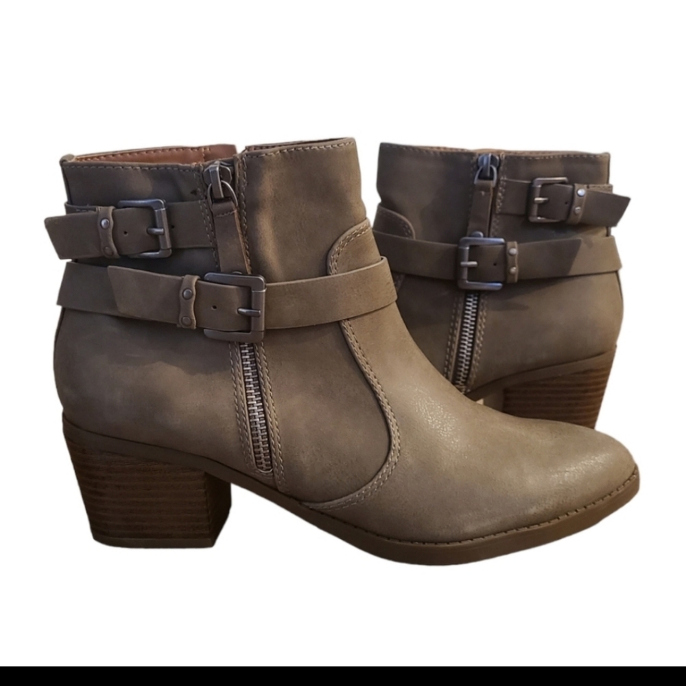 Aindigo Road Taupe Ankle Boots
